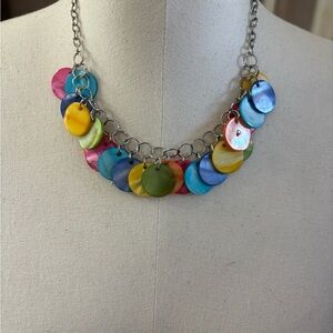 Vintage Women’s Multi colored Mother of pearl disk charm Necklace 16-18 inches